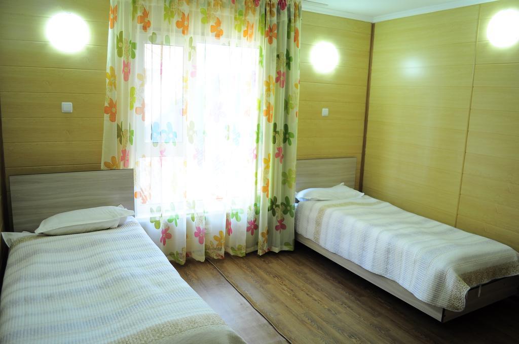 Dome Hotel Cholpon-Ata Bagian luar foto